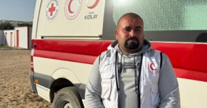 06int-gaza-medics-ptqv-facebookJumbo.jpg
