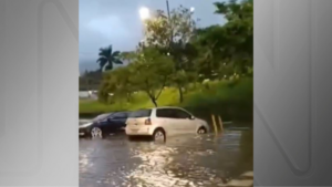 chuva-Angra-dos-Reis-2.png