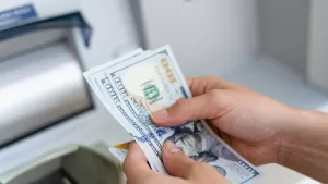 dolar-foto-bigstock.jpg