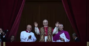 08int-pope-photo-top-mblq-facebookJumbo-v2.jpg