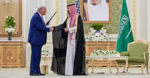 13trump-news-reporter-updates-agreement-fzwl-facebookJumbo.jpg