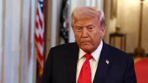 2025-04-15T234853Z_1_LYNXMPEL3E15W_RTROPTP_4_USA-TRUMP-e1745432193219.jpg