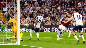 Aston Villa vence Tottenham, entra no G5 da Premier League e pressiona City