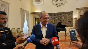 BR_CNN_180525_LINK_COLETIVA_ALCKMIN_frame_30194.jpeg