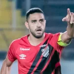 "Boca fechada e trabalhar mais", dispara Alan Kardec após derrota