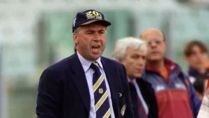 Carlo Ancelotti criticou futebol italiano e defendeu jogo ofensivo em TCC