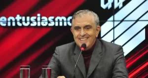 Derrota do Athletico é notícia velha: Petraglia não sabe o que fazer