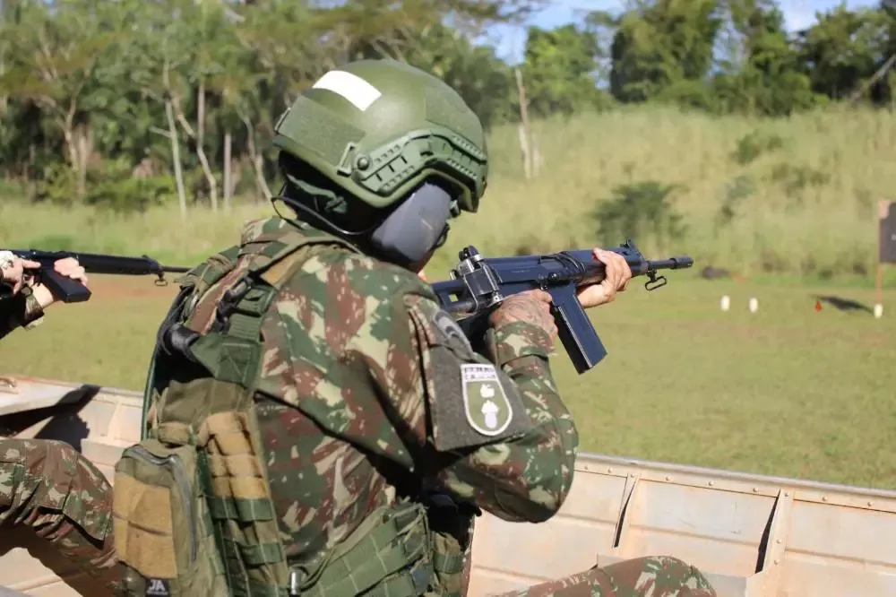 Exercito-Brasil-Paraguai-Fronteira-Terroristas.jpeg
