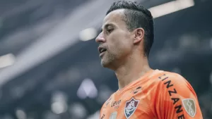 Fluminense quer renovar com Fábio, de 44 anos