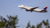 Latam prevê adição de 444 mil assentos com inauguração de duas bases