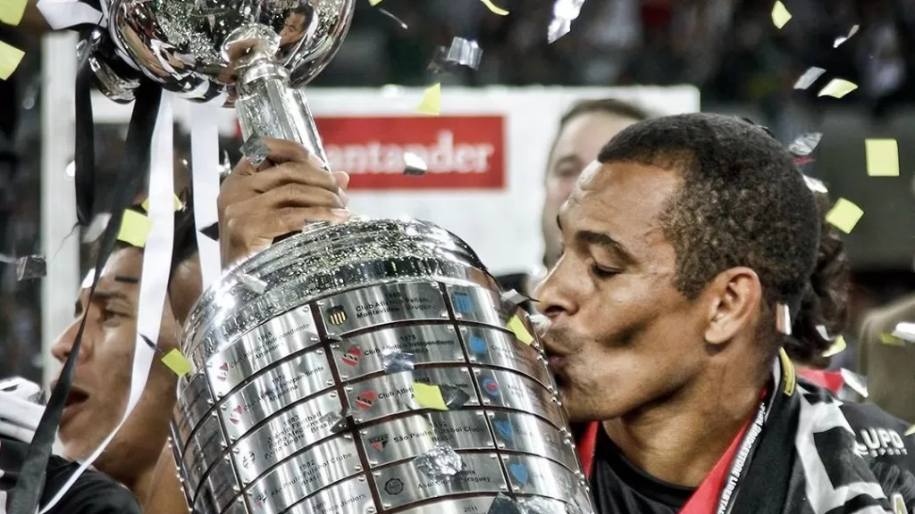 Gilberto-Silva-Atletico-MG-e1746802128786.jpeg