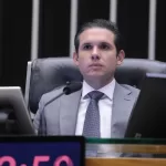 HUGO-MOTTA-06-02-2025-PLENARIO.jpg