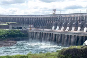 Itaipu-Sara-Cheida-Itaipu-Binacional.jpg