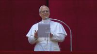 Papa Leão XIV pede paz na Ucrânia e Gaza ao rezar para 100 mil no Vaticano