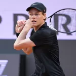 Sinner encara chave difícil em Roland Garros após suspensão por doping