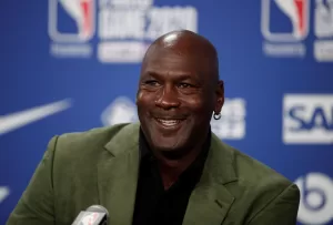 TV americana anuncia Michael Jordan como comentarista; saiba detalhes