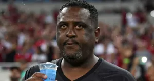Técnico Jorge Castilho, do Maringá, é internado com quadro de pneumonia