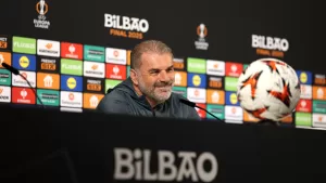 Técnico do Tottenham revela ligação com o Vasco e cita Corinthians; veja
