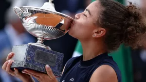 Tênis: Paolini bate Gauff e faz história ao conquistar o Roma Open