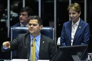 alcolumbre-tereza-cristina-licenciamento-ambiental.jpg