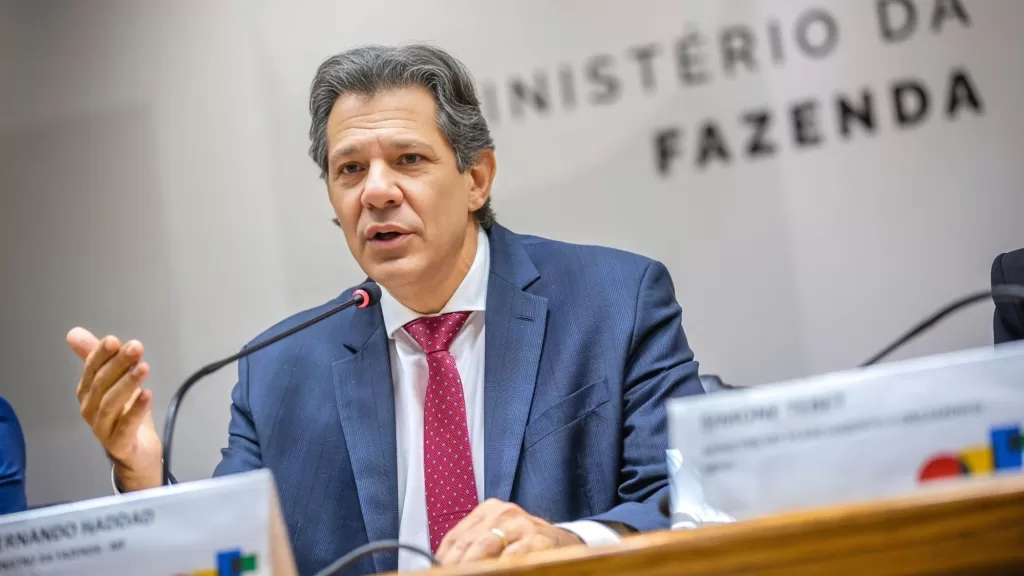 alta-no-iof-empresas-saude-financeira-brasil.jpg