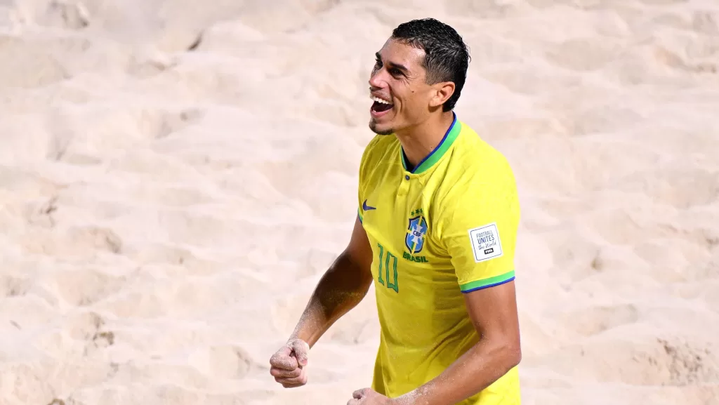 brasil-futebol-areia-e1746981945136.jpg