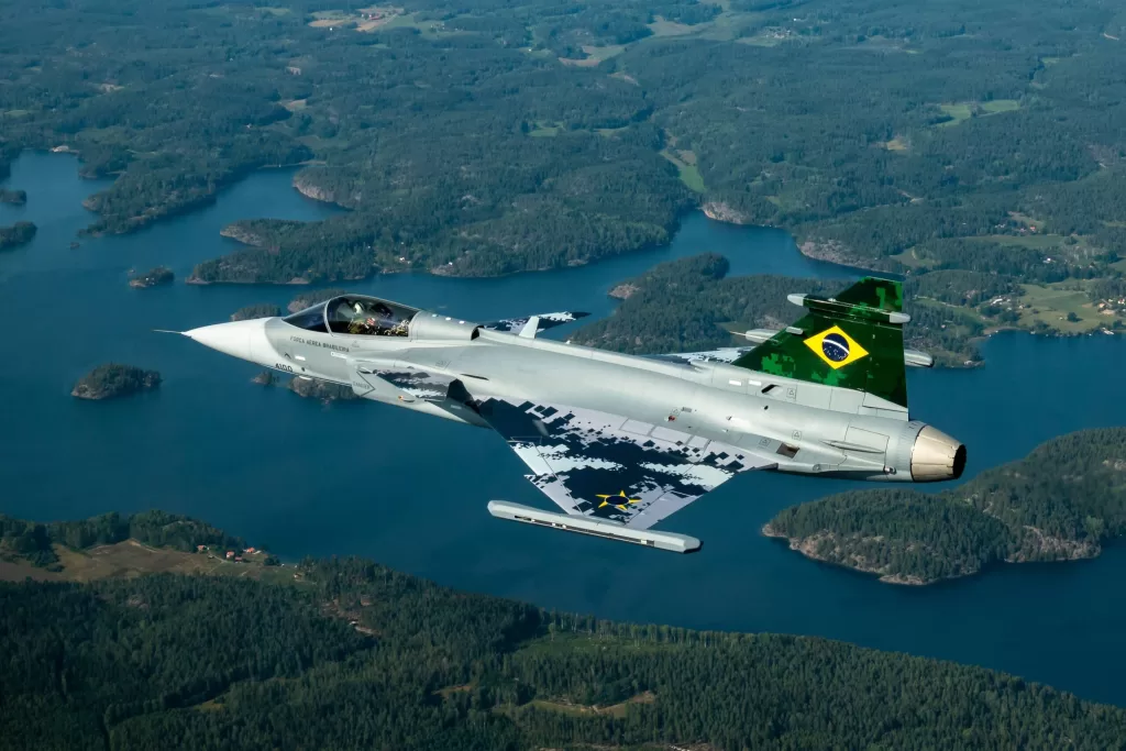 caca-Gripen-Brasil-scaled.jpg