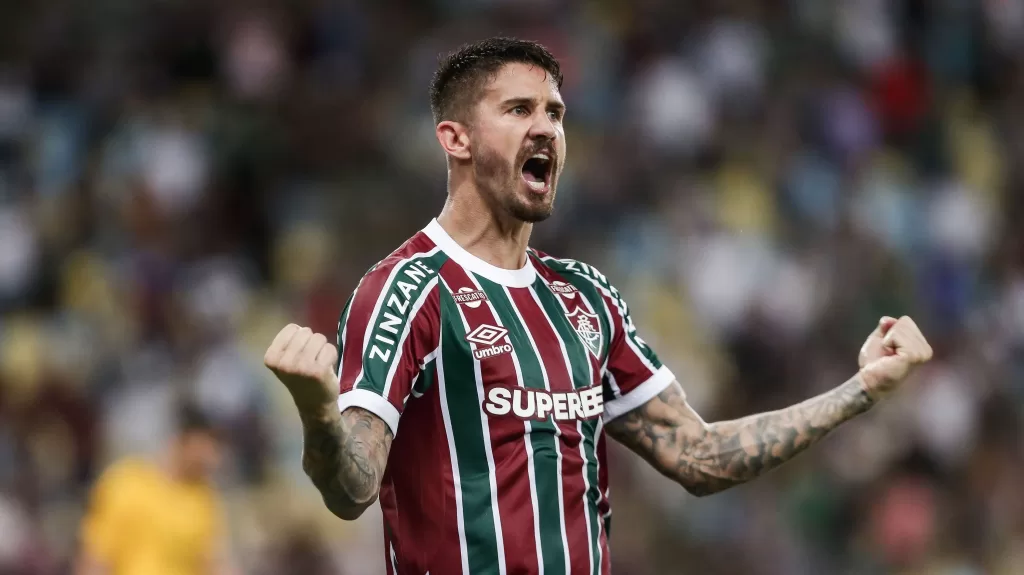 everaldo-fluminense-sport-brasileirao-e1746316202679.jpg