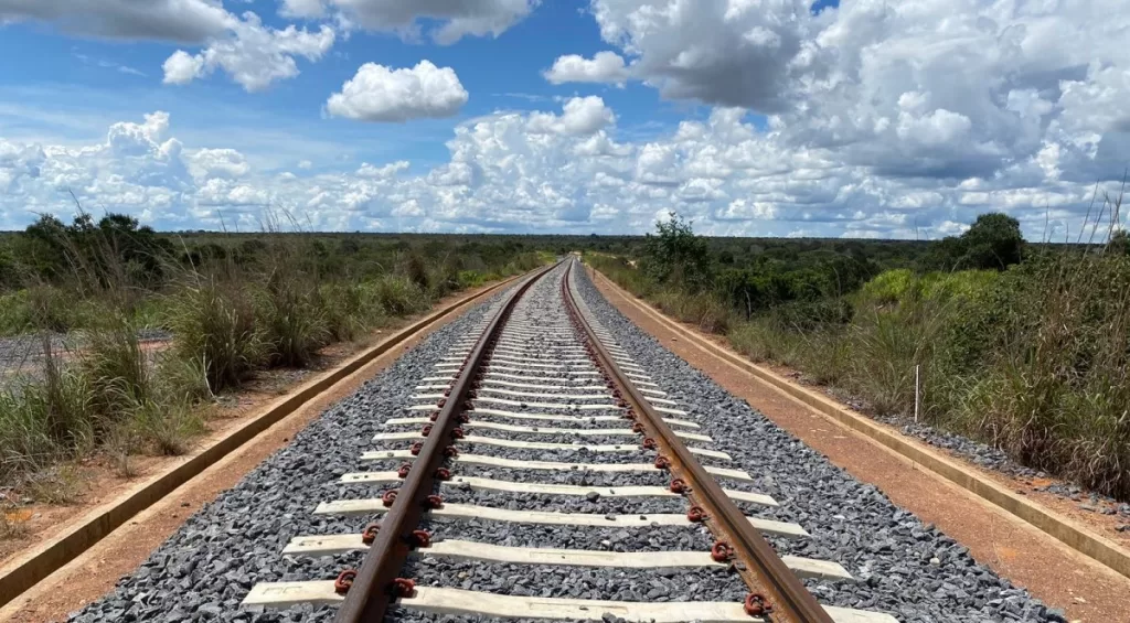 ferrovia-infra-sa.jpg