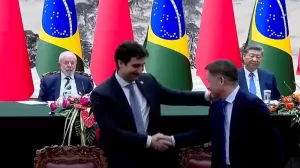 lula-com-galipolo-na-china-foto-reproducao-canal-gov.jpg