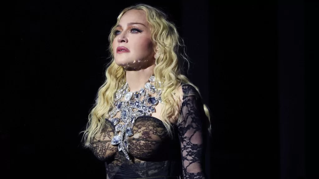 madonna-3.jpg