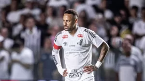 neymar-santos-atletico-mg-brasileirao-e1746462177794.jpg