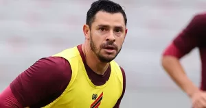 Com desfalques, Athletico aposta na base contra o Atlético-GO; veja as prováveis escalações