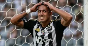 Cuello recebe proposta após calote do Atlético-MG