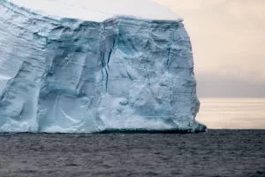 Iceberg-2.jpg