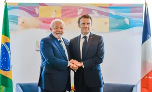 Lula_Macron_Franca.jpg