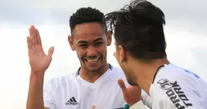 Matheus Cunha no Manchester United relembra erro grosseiro do Coritiba