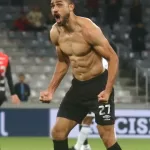 O acaso voltou a jogar pelo Athletico. A Baixada vive noite de loucura