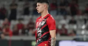 Odair tem desafio com Zapelli, aponta comentarista da ESPN