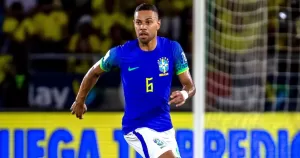 Renan Lodi, ex-Athletico, critica ausência na lista de convocados