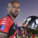 Thiago Heleno foi embora. Qual foi a sua última imagem no Athletico?