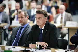 bolsonaro-interrogatorio-moraes.jpg