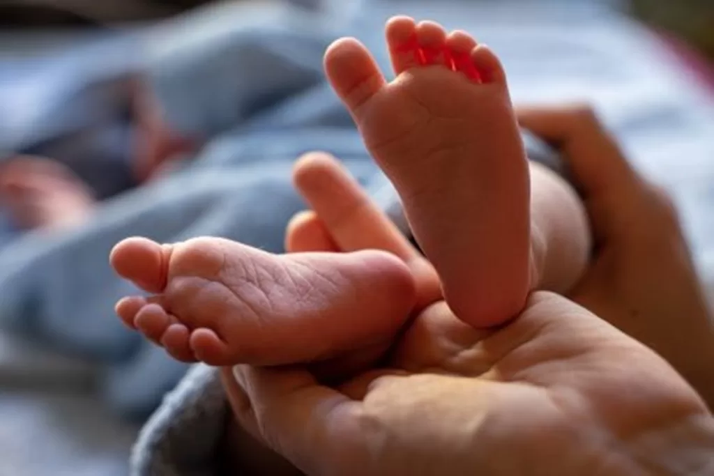 foto-bebe-divida-droga.jpg