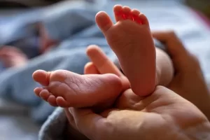 foto-bebe-divida-droga.jpg