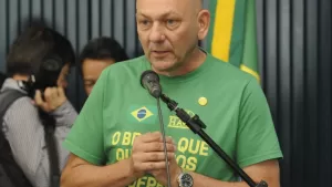 luciano-hang-foto-luis-macedo-camara.jpg